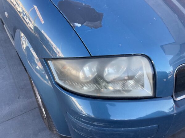 FARO DERECHO AUDI A2 (8Z)