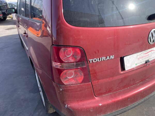 PILOTO TRASERO IZQUIERDO VOLKSWAGEN TOURAN (1T2)