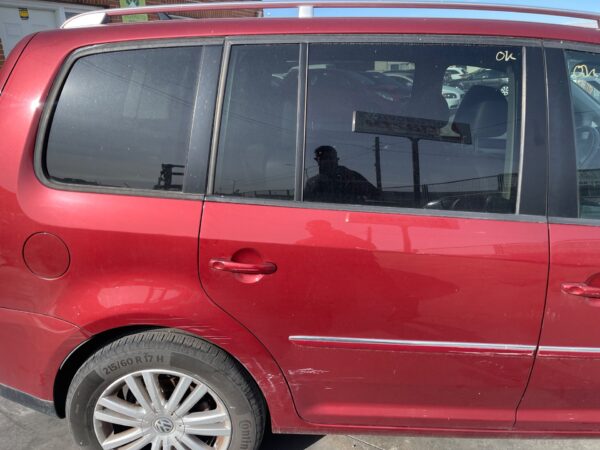 PUERTA TRASERA DERECHA VOLKSWAGEN TOURAN (1T2)