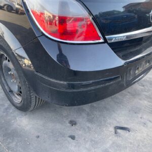 PARAGOLPES TRASERO OPEL ASTRA H BERLINA