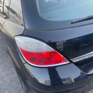 PILOTO TRASERO IZQUIERDO OPEL ASTRA H BERLINA