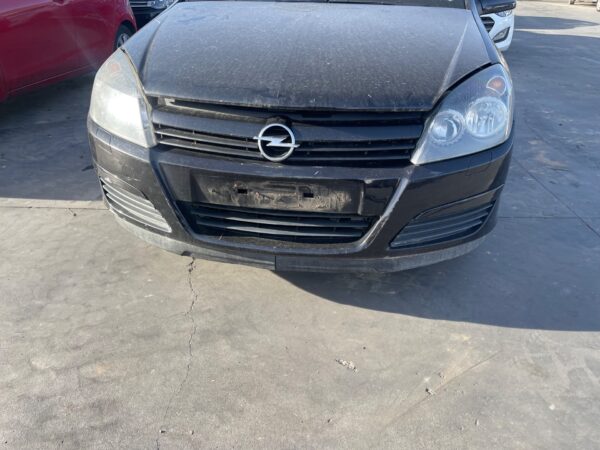 PARAGOLPES DELANTERO OPEL ASTRA H BERLINA