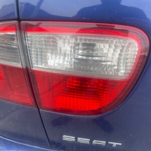 PILOTO TRASERO IZQUIERDO INTERIOR SEAT LEON (1M1)