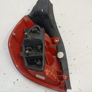 PILOTO TRASERO DERECHO RENAULT CLIO III