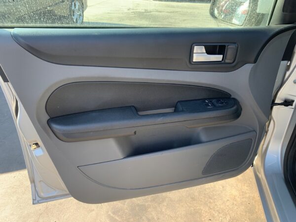 ELEVALUNAS DELANTERO IZQUIERDO FORD FOCUS BERLINA (CB4)