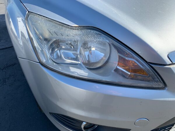 FARO DERECHO FORD FOCUS BERLINA (CB4)