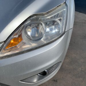 FARO IZQUIERDO FORD FOCUS BERLINA (CB4)
