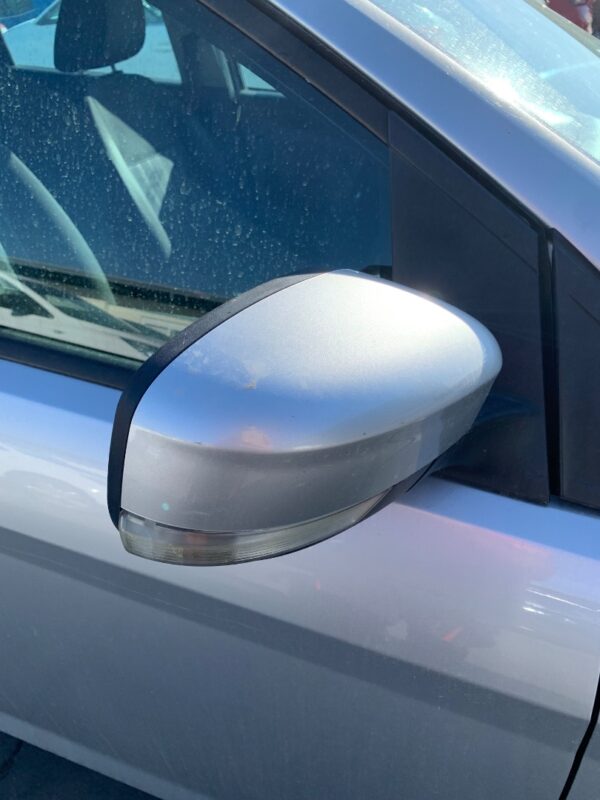 RETROVISOR DERECHO FORD FOCUS BERLINA (CB4)
