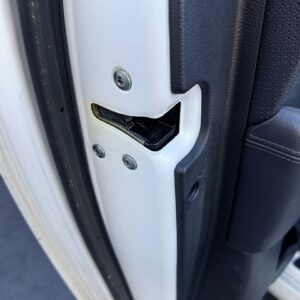 CERRADURA PUERTA TRASERA IZQUIERDA KIA CARENS (RP)