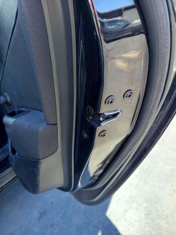 CERRADURA PUERTA TRASERA DERECHA OPEL ASTRA J BERLINA 5P