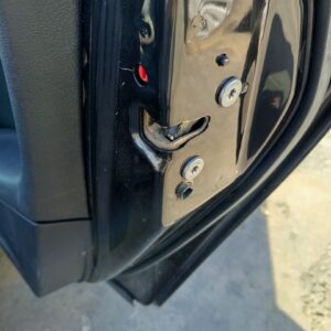 CERRADURA PUERTA TRASERA DERECHA