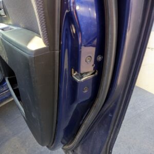 CERRADURA PUERTA DELANTERA DERECHA MAZDA 5 BERLINA (CR)
