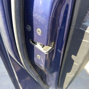 CERRADURA PUERTA DELANTERA IZQUIERDA MAZDA 5 BERLINA (CR)