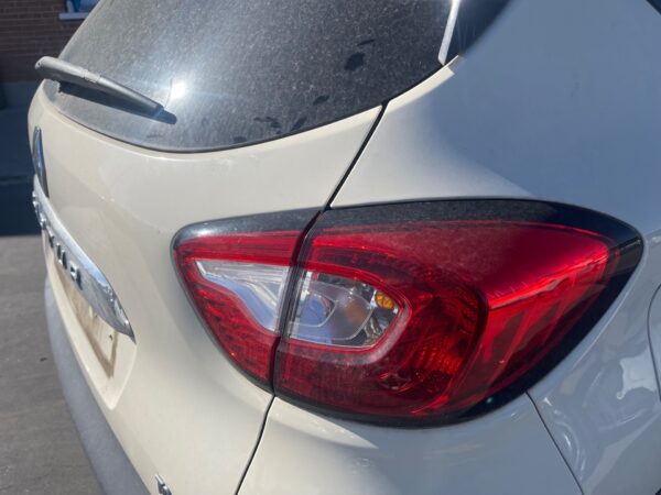 PILOTO TRASERO DERECHO RENAULT CAPTUR I