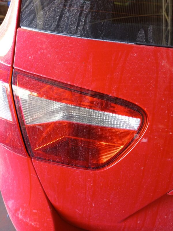 PILOTO TRASERO IZQUIERDO INTERIOR SEAT IBIZA ST (6P8)