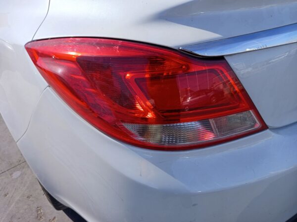 PILOTO TRASERO IZQUIERDO OPEL INSIGNIA BERLINA