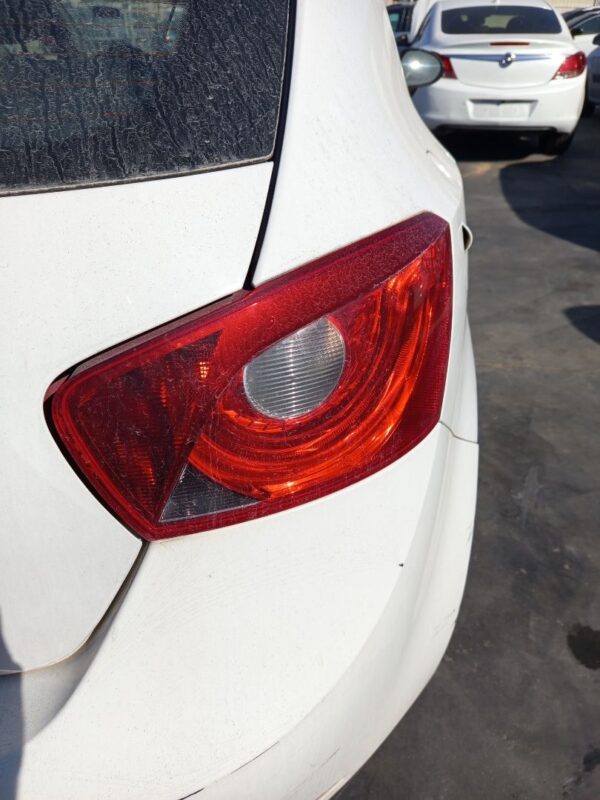 PILOTO TRASERO DERECHO SEAT IBIZA BERLINA (6J5)