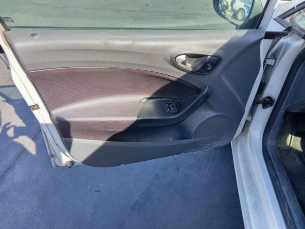 ELEVALUNAS DELANTERO IZQUIERDO SEAT IBIZA BERLINA (6J5)