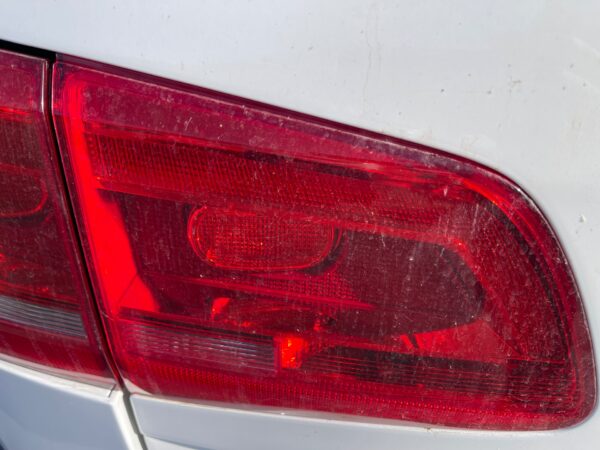 PILOTO TRASERO IZQUIERDO INTERIOR VOLKSWAGEN TOURAN (1T3)