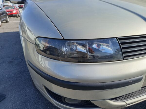 FARO DERECHO SEAT LEON (1M1)
