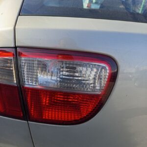 PILOTO TRASERO IZQUIERDO INTERIOR SEAT LEON (1M1)