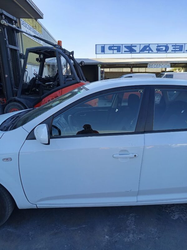 PUERTA DELANTERA IZQUIERDA KIA CEED (ED)