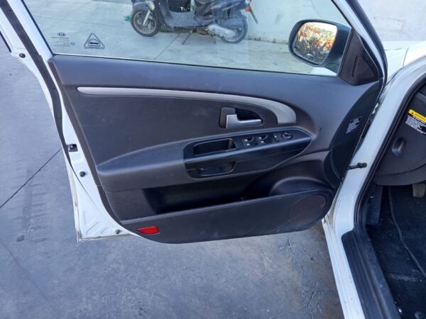 ELEVALUNAS DELANTERO IZQUIERDO KIA CEED (ED)
