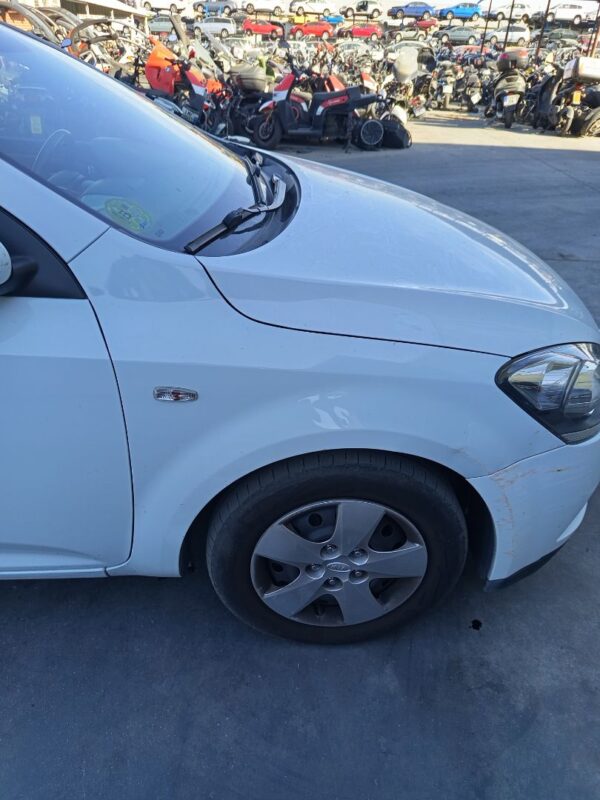 ALETA DELANTERA DERECHA KIA CEED (ED)