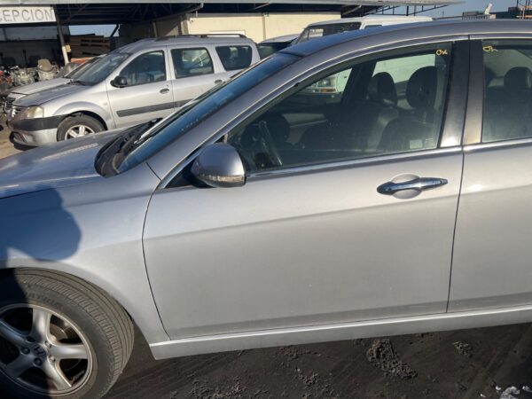 PUERTA DELANTERA IZQUIERDA HONDA ACCORD BERLINA (CL/CN)