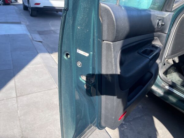 CERRADURA PUERTA DELANTERA IZQUIERDA VOLKSWAGEN GOLF IV BERLINA (1J1)(10.1997)