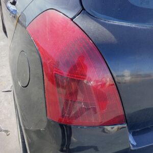 PILOTO TRASERO IZQUIERDO SUZUKI SWIFT BERLINA (RS/MZ)