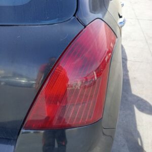 PILOTO TRASERO DERECHO SUZUKI SWIFT BERLINA (RS/MZ)