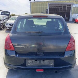 PORTON TRASERO SUZUKI SWIFT BERLINA (RS/MZ)