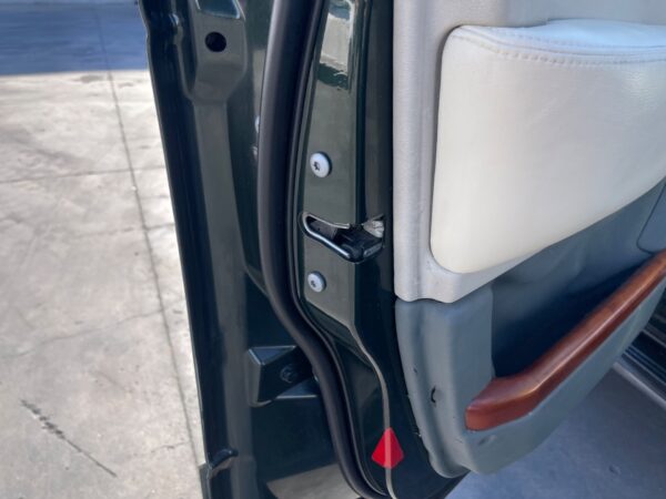CERRADURA PUERTA DELANTERA IZQUIERDA LAND ROVER RANGE ROVER (LM)