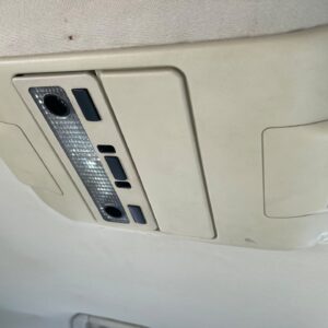 LUZ INTERIOR LAND ROVER RANGE ROVER (LM)