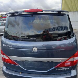 PORTON TRASERO SSANGYONG RODIUS