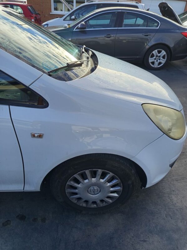 ALETA DELANTERA IZQUIERDA OPEL CORSA D