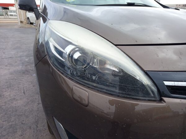 FARO DERECHO RENAULT SCENIC III (JZ)