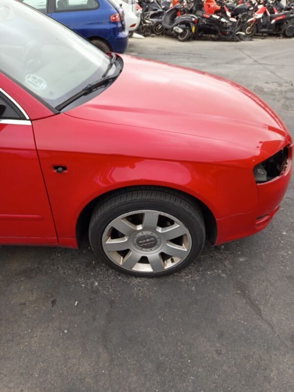 ALETA DELANTERA DERECHA AUDI A4 AVANT (8E)