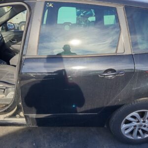 PUERTA TRASERA IZQUIERDA RENAULT SCENIC III (JZ)