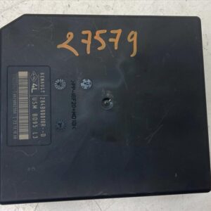 CAJA RELES / FUSIBLES RENAULT MEGANE III BERLINA 5P