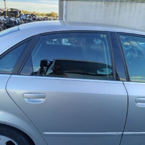 PUERTA TRASERA DERECHA AUDI A4 BERLINA (8E)