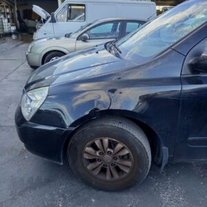 ALETA DELANTERA IZQUIERDA KIA CARNIVAL
