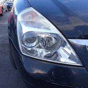 FARO DERECHO KIA CARNIVAL