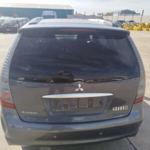 PORTON TRASERO MITSUBISHI GRANDIS (NA0W)
