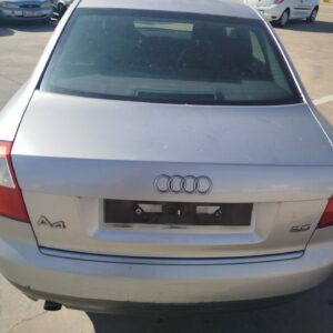 TAPA MALETERO AUDI A4 BERLINA (8E)