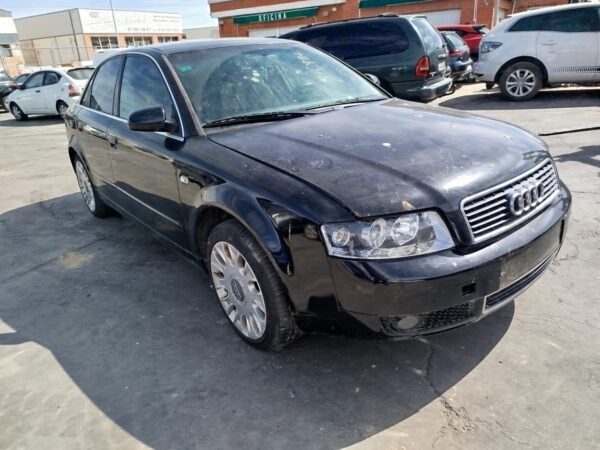 PILOTO TRASERO IZQUIERDO AUDI A4 BERLINA (8E) - Imagen 4