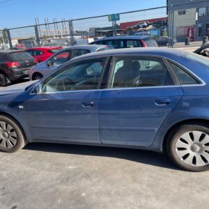 FARO DERECHO AUDI A4 BERLINA (8E)