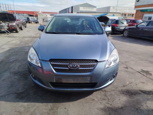 PUERTA DELANTERA IZQUIERDA KIA CEED (ED) - Imagen 2