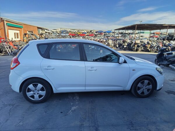 CERRADURA PUERTA DELANTERA DERECHA KIA CEED (ED) - Imagen 4